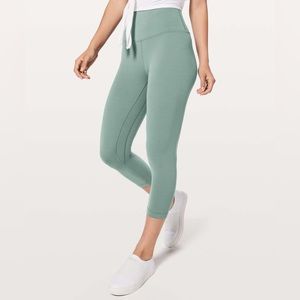 LULULEMON Aligns in Juniper